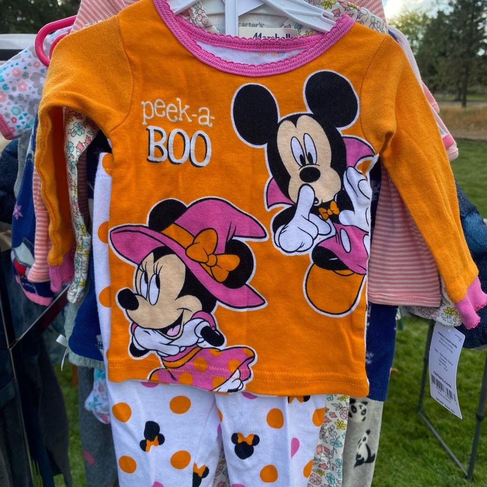 Disney Mickey and Minnie Halloween pajamas